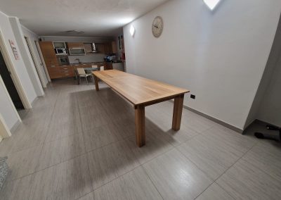Tavolo in legno su misura