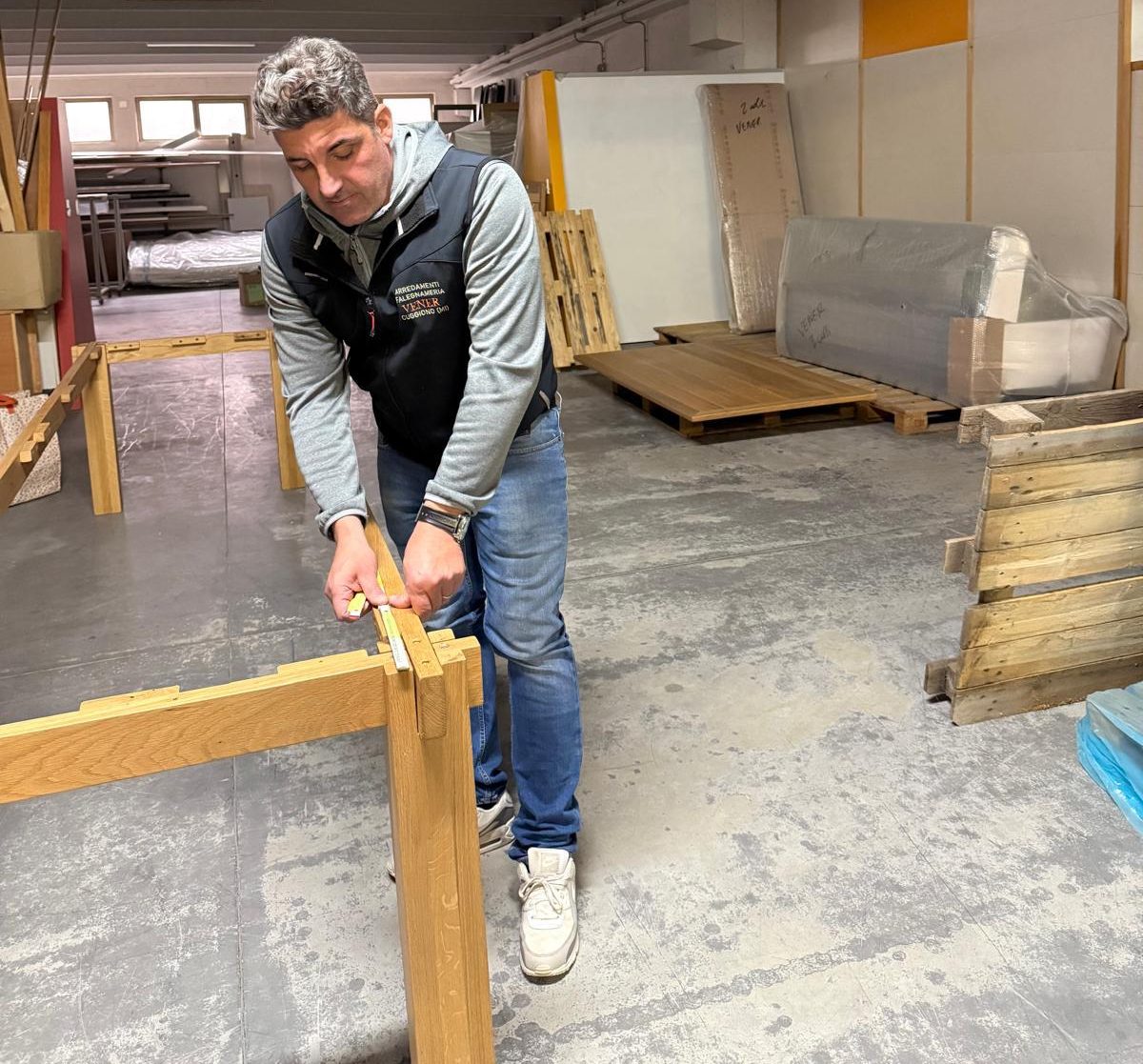 tavolo artigianale su misura 10 e1764608433561