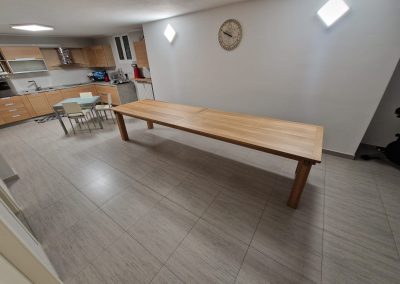 Tavolo in legno su misura