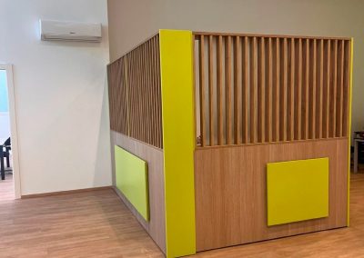 Mobili ufficio su misura in legno 4